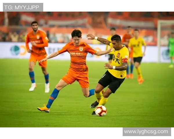 中超精彩对决鲁能迎战人和直播盛况不容错过